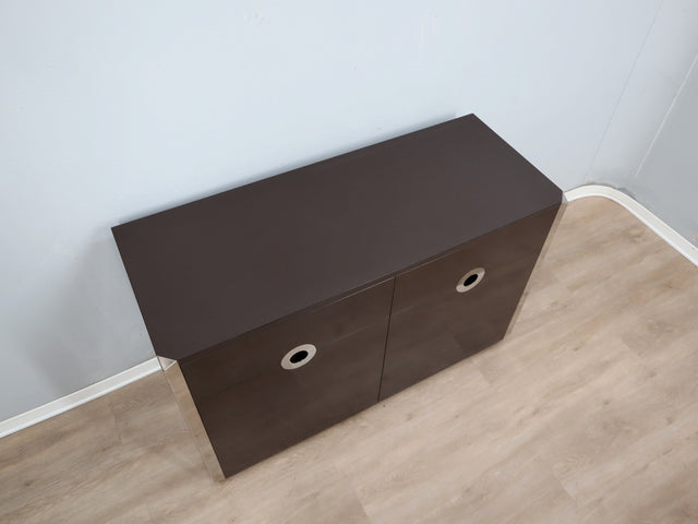 Mario Sabot small sideboard 1970s. Credenza marrone e acciaio. Petit buffet vintage laqué. Vintage Anrichte Design. Aparador diseño italiano Sabo