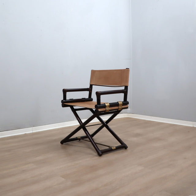1950s McGuire bamboo and leather director's chair. Chaise metteur en scène McGuire bambou cuir 1950. McGuire Regiestuhl Bambus Leder 1950er.
