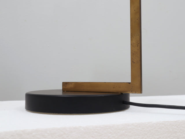 1950s O-luce table lamp by Tito Agnoli in brass & black metal. Lampada vintage ottone, Tischleuchte 50er, lampe design, lámpara mid-century retro