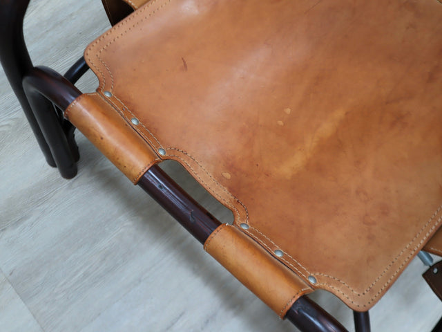 Pair of 1960s Tito Agnoli lounge chairs in restored Italian leather. Design vintage anni 60 cuoio. Cuir vintage italien. Sessel Leder. Butacas cuero.