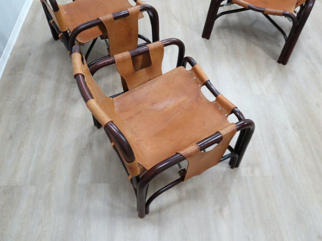 Pair of 1960s Tito Agnoli lounge chairs in restored Italian leather. Design vintage anni 60 cuoio. Cuir vintage italien. Sessel Leder. Butacas cuero.