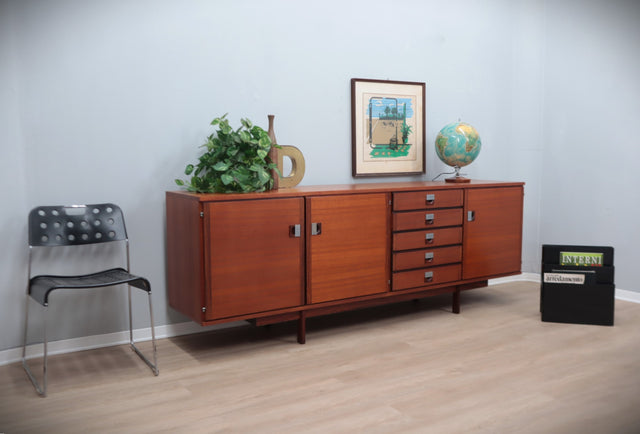 Mid century Italian design teak sideboard 1950s