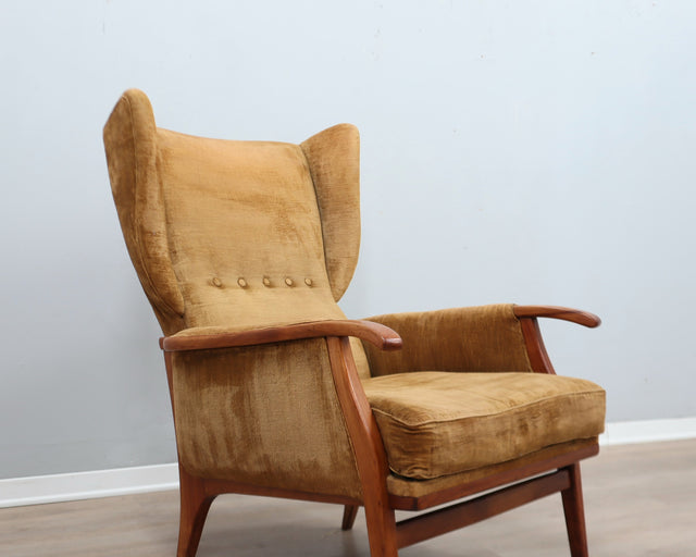 Camea 50s reclining armchairs mustard velvet. Poltrone vintage legno massello. Fauteuils rétro moutarde. 50er Samt Sessel. Sillones mid-century retro