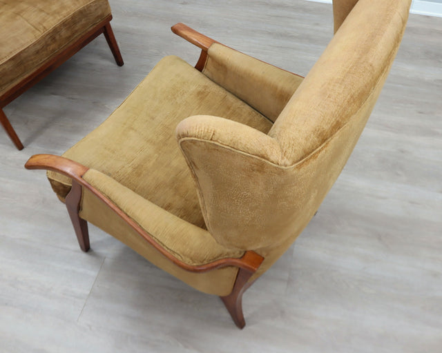 Camea 50s reclining armchairs mustard velvet. Poltrone vintage legno massello. Fauteuils rétro moutarde. 50er Samt Sessel. Sillones mid-century retro