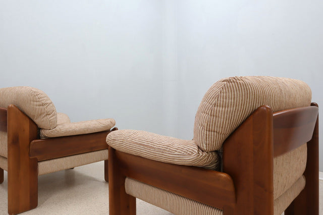 Vintage walnut armchairs MOBIL GIRGI 1970s, set of 2