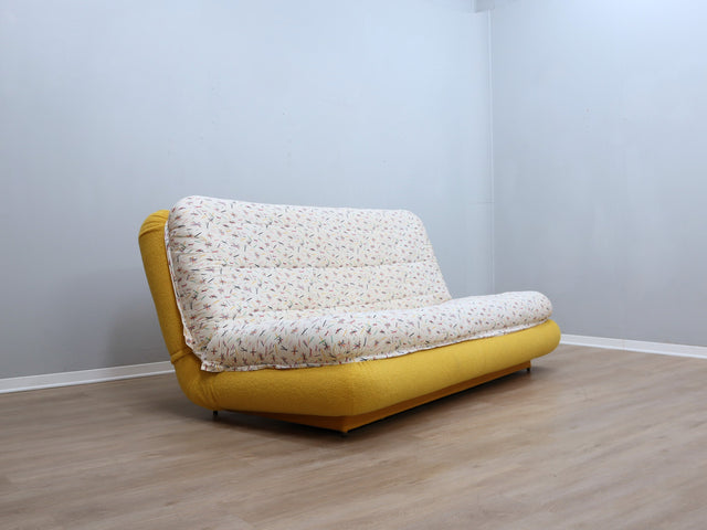 Poltrona Frau Dr. Jekyll & Mr. Hyde sofa bed 1980s: divano modulare anni 80 in bouclé e Naj-Oleari, design italien vintage, schlafsofa, sofá cama.