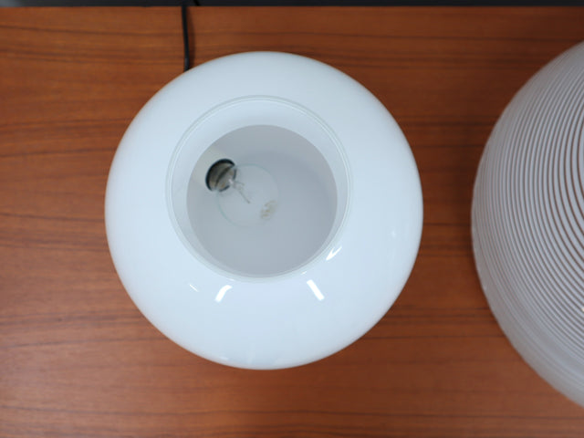 VeArt murano mushroom lamp: vetro incamiciato, 70s design. Lampe champignon vintage, handgefertigtes Glas. Lámpara de diseño italiano, ready to use.