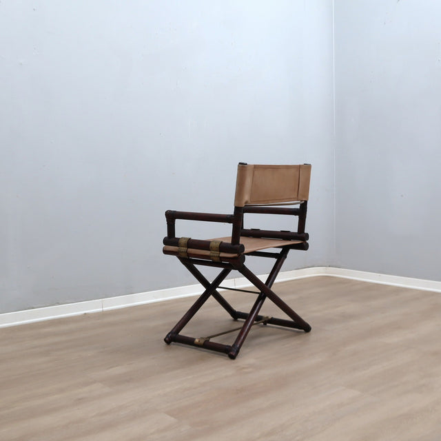 1950s McGuire bamboo and leather director's chair. Chaise metteur en scène McGuire bambou cuir 1950. McGuire Regiestuhl Bambus Leder 1950er.