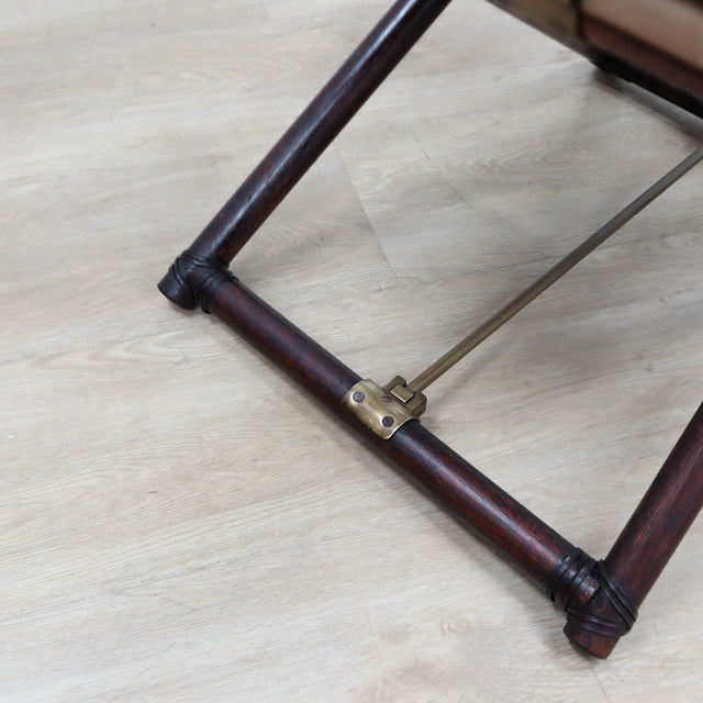 1950s McGuire bamboo and leather director's chair. Chaise metteur en scène McGuire bambou cuir 1950. McGuire Regiestuhl Bambus Leder 1950er.