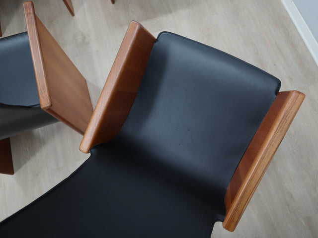 Segesta chairs Afra & Tobia Scarpa for Stildomus 1970s Walnut veneer wood fauteuils en cuir de créateur Designer-Holzstühle