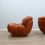 1970s Italian leather clamshell lounge armchairs. Paire de fauteuils coquille cuir 70s. Paar Italienische Muschel Ledersessel 1970er.