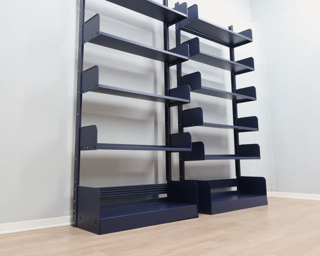 Vintage 1970s "Congresso" industrial metal bookcase by Lips Vago in rare bluette / Étagère modulable / Congresso Regal / Estantería azul