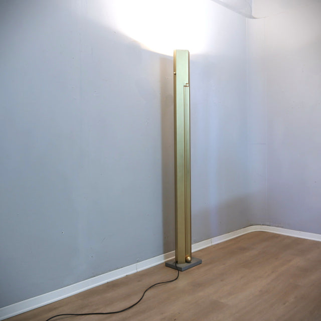 Kazuhide Takahama Totem lamp, gold floor lamp Sirrah 1980s, Italian postmodern lighting, vintage brass floor lamp,