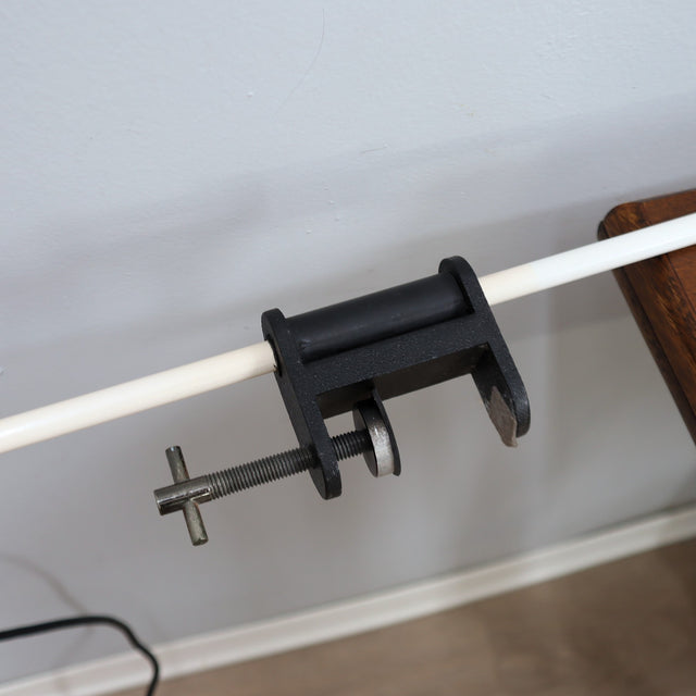 Vintage white arched desk clamp lamp designed by Raul Barbieri for Tronconi, 1970s Italian design
