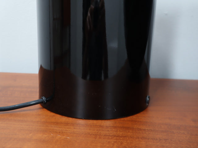 Vintage Oluce Atollo 233 large size, Magistretti, 1980s gloss black. Lampada originale grande. Black metal design lamp. Große Atollo Leuchte.