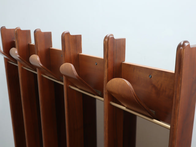 Italian 1970s La Moderna wood entryway coat rack with amber mirrors Gronda style, appendiabiti vintage, Garderobe mit Spiegel, vestiaire, perchero
