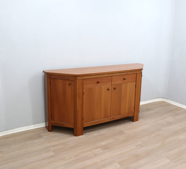 Vintage 1970s Italian solid walnut faceted sideboard in Scarpa and Michelucci style. Madia anni 70 noce massello. Enfilade noyer massif 1970.