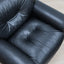 Pair of restored 1970s Mobil Girgi Sapporo armchairs in black leather. Coppia poltrone Sapporo Mobil Girgi pelle nera. Paire de fauteuils Sapporo cuir noir. Paar Sapporo Ledersessel.