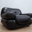 Pair of restored 1970s Mobil Girgi Sapporo armchairs in black leather. Coppia poltrone Mobil Girgi pelle nera Paire de fauteuils Sapporo cuir noir Ledersessel.