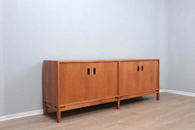 Vintage oak sidebaord Italy 1960s