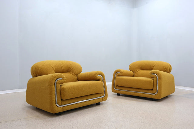 Pair of vintage armchairs bouclè fabric 1970s