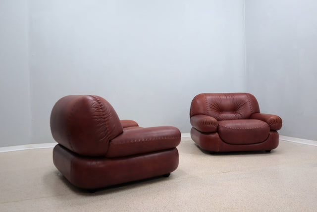 Vintage leather big armchairs MOBIL GIRGI 1970s