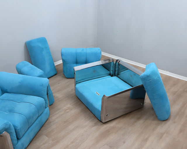 Larissa armchairs by Vittorio Introini for Saporiti in chrome & sky blue. Poltrone design anni 70, 70er Sessel, fauteuils vintage space age.