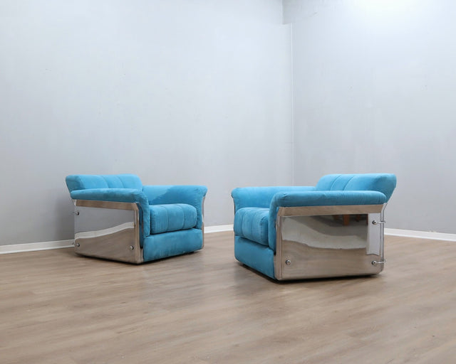 Larissa armchairs by Vittorio Introini for Saporiti in chrome & sky blue. Poltrone design anni 70, 70er Sessel, fauteuils vintage space age.