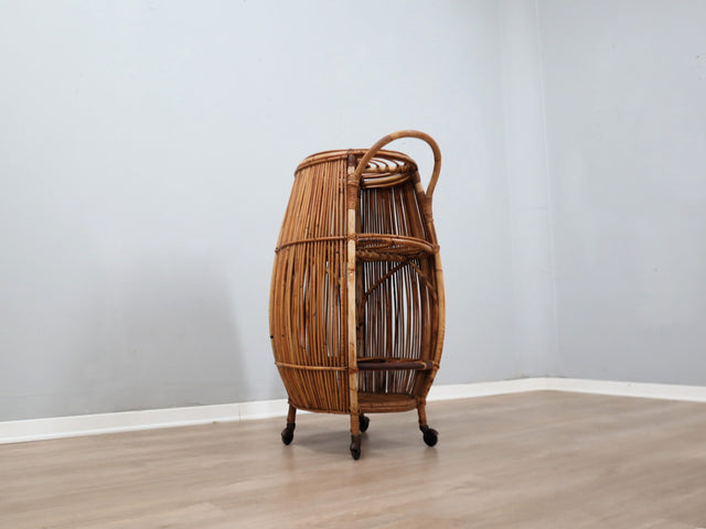 Vintage 1960s Carrello bar anni 60 rattan Italian Rattan Bar Cart, Chariot bar rotin Rattan Barwagen, Carrito de mimbre