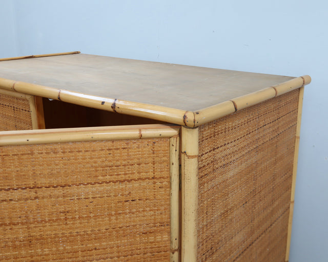 Dal Vera rattan wardrobe for unique bedrooms. Armadio vintage in bamboo e legno massello. Armoire en rotin tressé. Vintage Bambus Schrank.