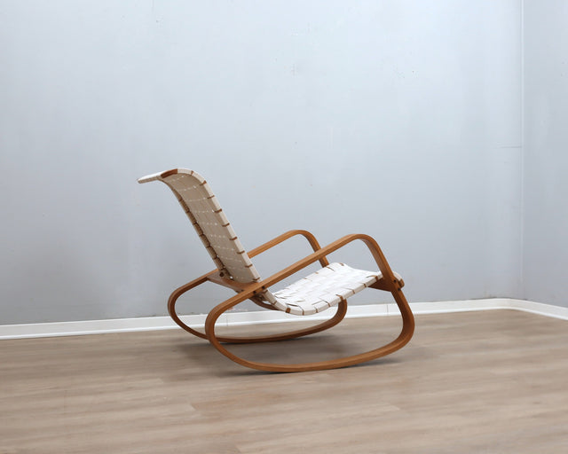 Crassevig dondolo, vintage rocking chair, mid-century modern, Italian design, space age armchair, chêne courbé, Schaukelstuhl Holz.