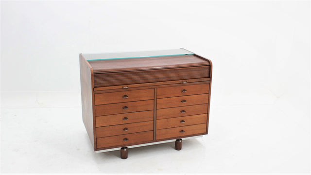 Model 804 walnut desk by Gianfranco Frattini for Bernini, scrittoio 804 Frattini per Bernini