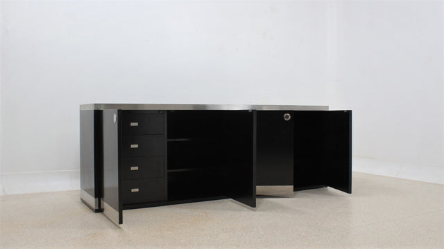 Willy Rizzo laminated wood and steel sideboard 1970s