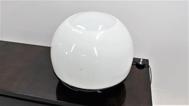 Platea table lamp Artemide 1960s