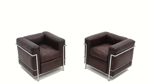 Vintage LC2 leather armchairs Le Corbusier, CASSINA 1970s