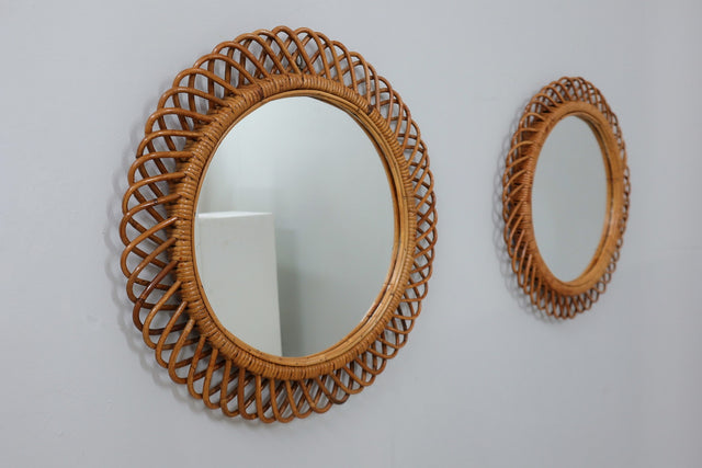 Mid-Century rattan round wall mirror, Italy 1960s