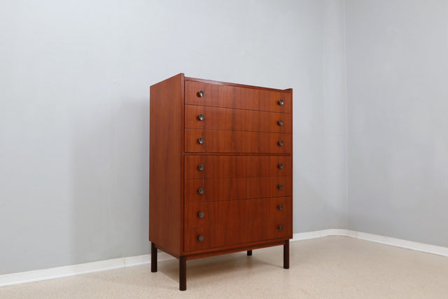 Mid century 7 chest of drawers in teak 1950s